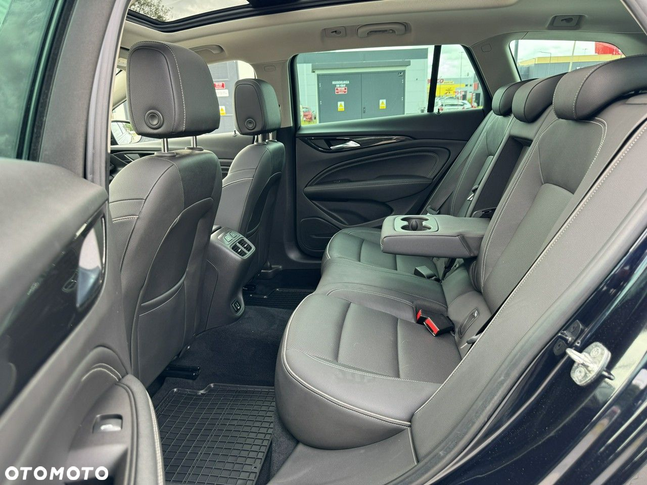 Opel Insignia Sports Tourer 2.0 Diesel Business Edition - 30