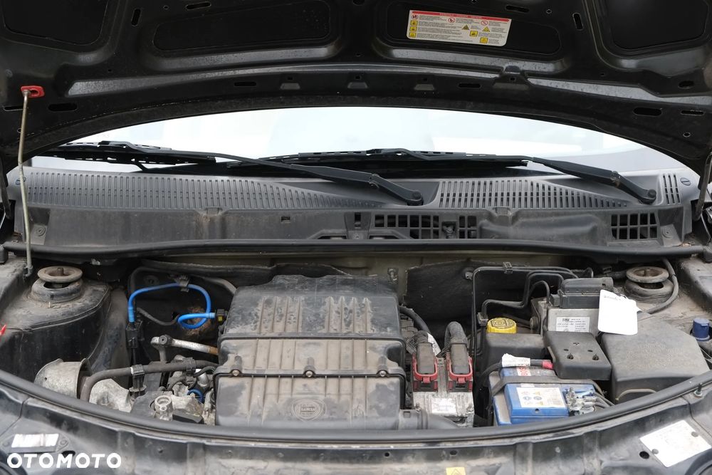 Lancia Ypsilon 1.4 8V Oro (4 os.) - 28