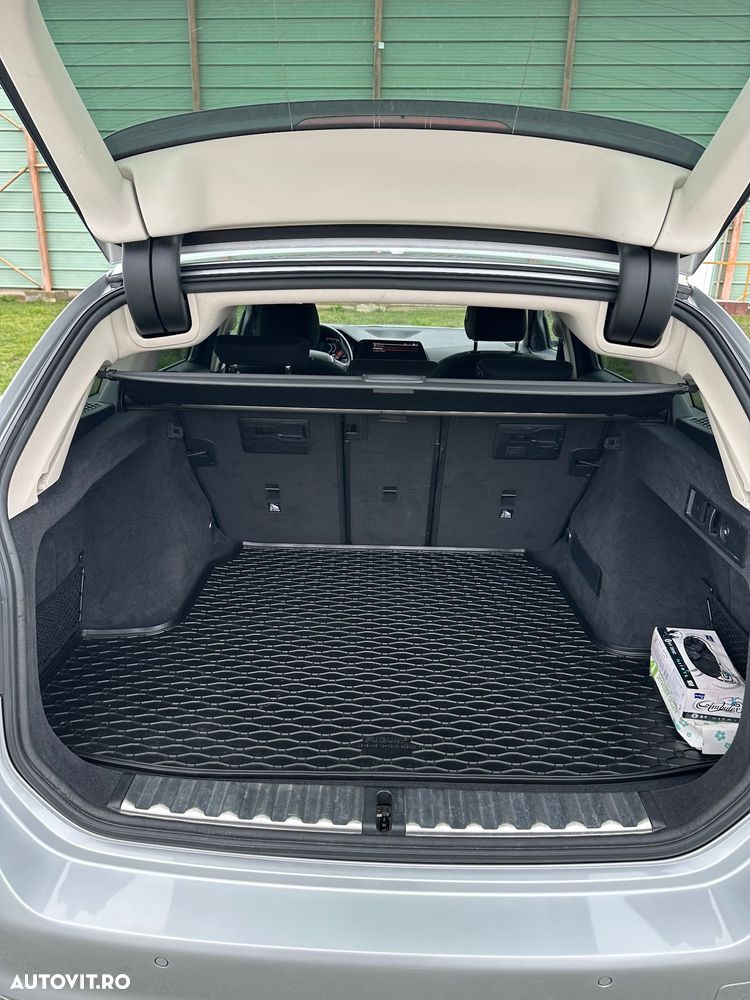 BMW Seria 3 320d xDrive AT MHEV - 26