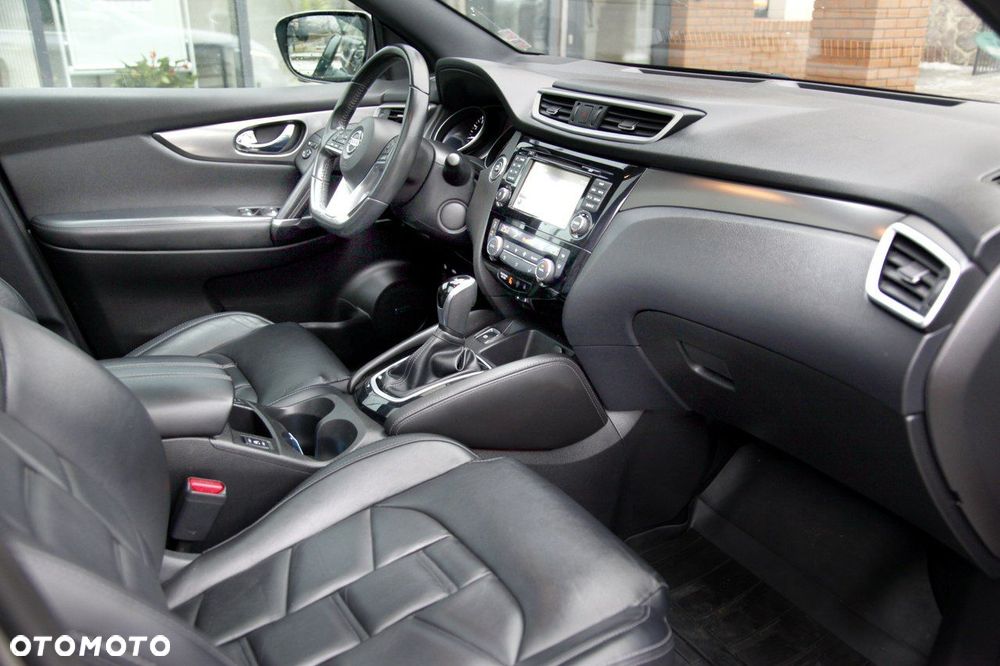 Nissan Qashqai 1.2 DIG-T Xtronic TEKNA+ - 12