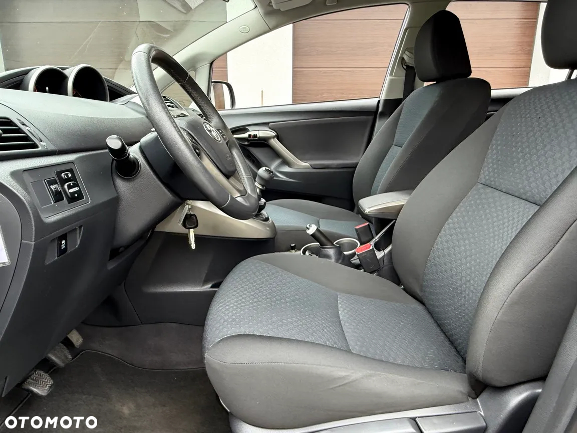 Toyota Verso 1.8 Edition - 13