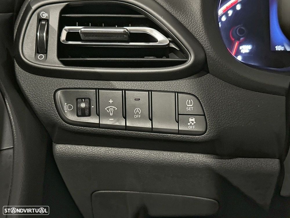 Hyundai i30 1.0 T-GDI Style Plus - 13