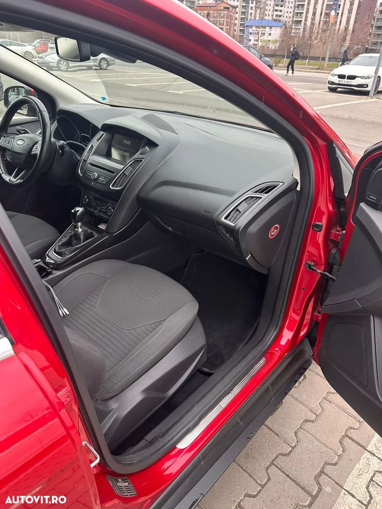 Ford Focus 1.5 EcoBoost Trend - 9