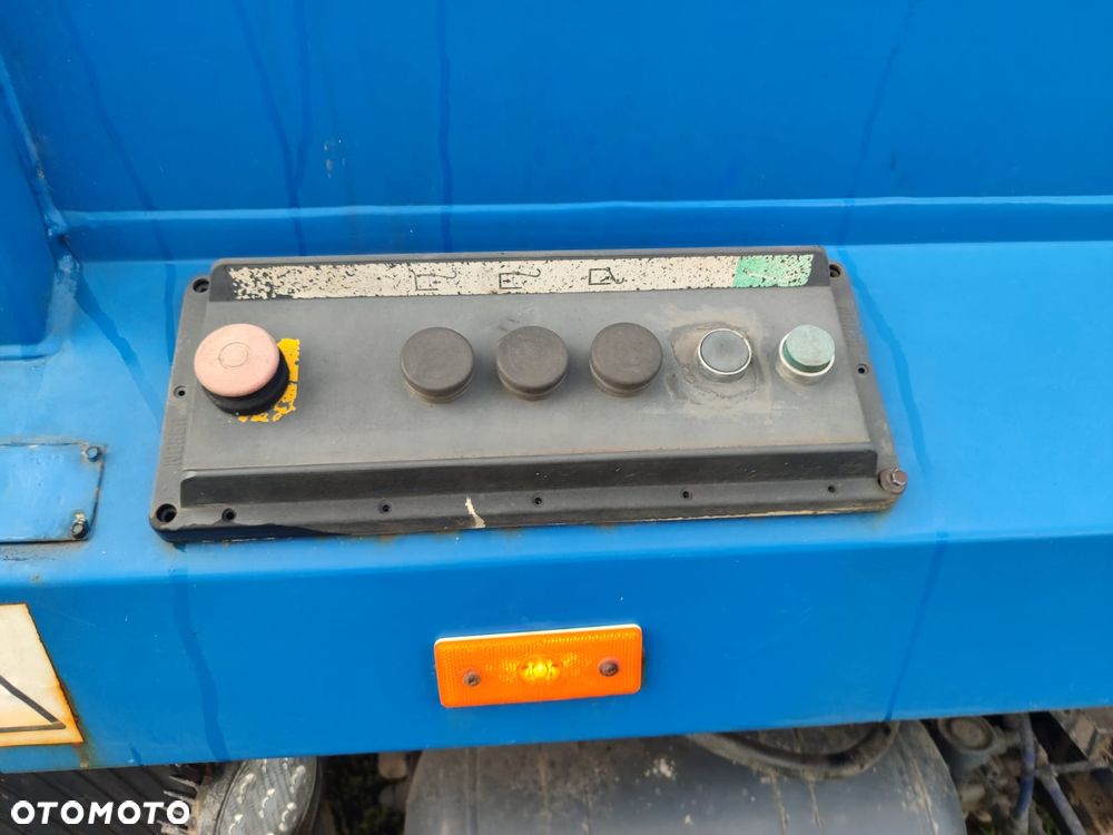 Zabudowa Śmieciarki Norba Typ.RL200 - 10
