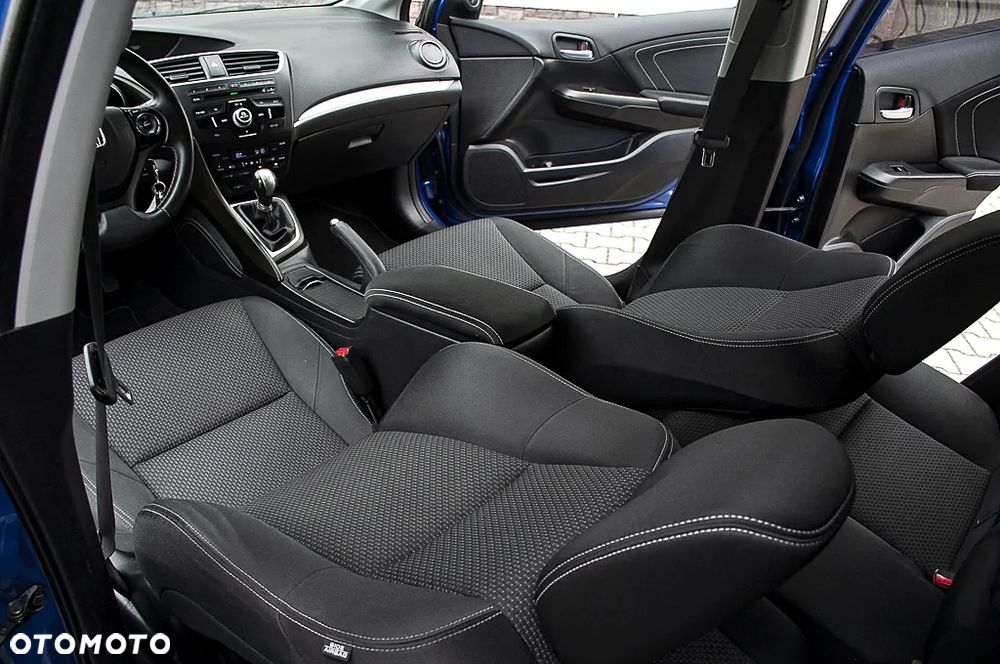 Honda Civic 1.8 i-VTEC Lifestyle - 34