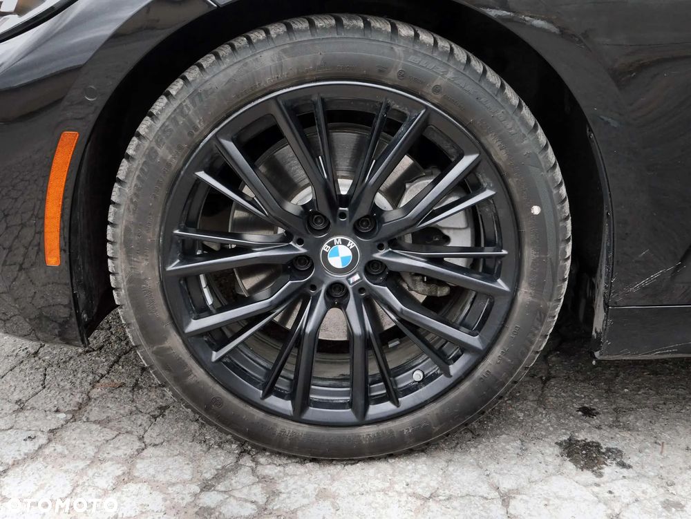 BMW Seria 3 330i xDrive M Sport sport - 8
