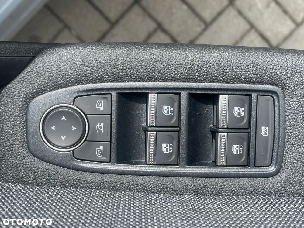 Renault Symbioz 1.8 E-Tech Full Hybrid 160 Techno - 12