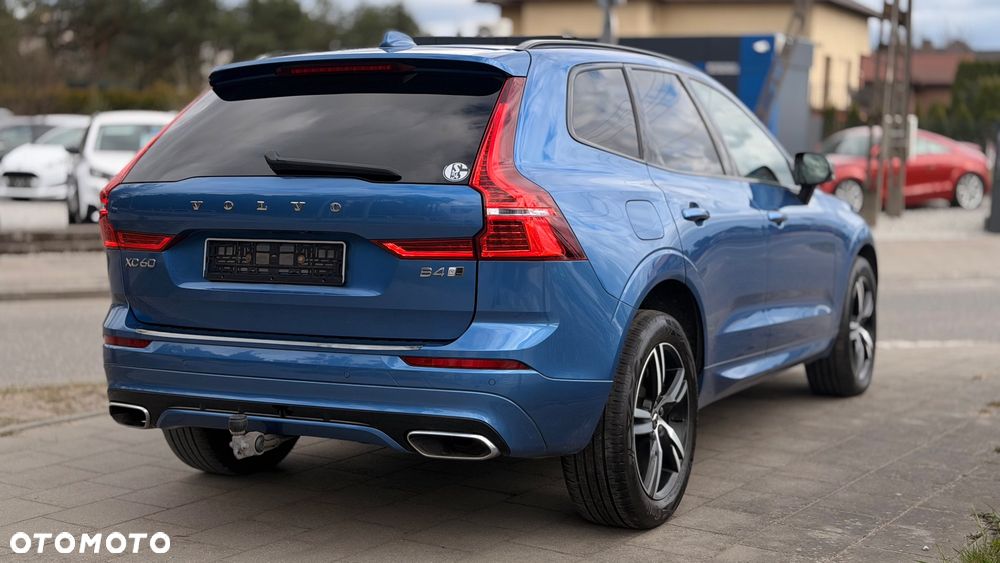 Volvo XC 60 B4 D AWD R-Design - 4
