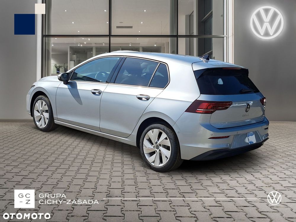 Volkswagen Golf - 4
