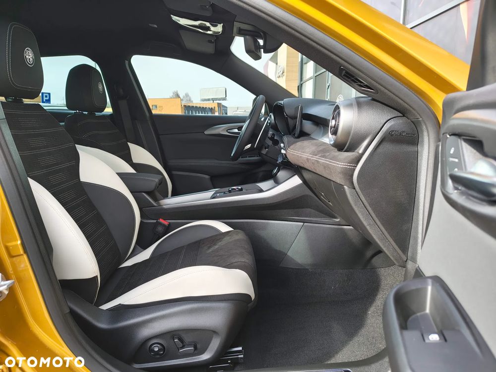 Alfa Romeo Tonale 1.5 T4 GSE mHEV Sport Speciale DCT - 11