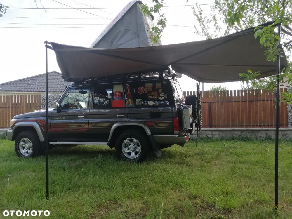 Toyota Land Cruiser - 3