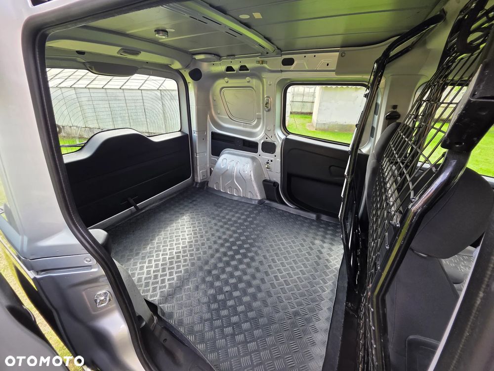 Opel Combo 1.6 CDTI Cosmo - 19