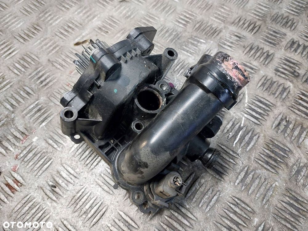 POMPA WODY AUDI A4 B8 1.8 TFSI MEYLE 0322 - 1