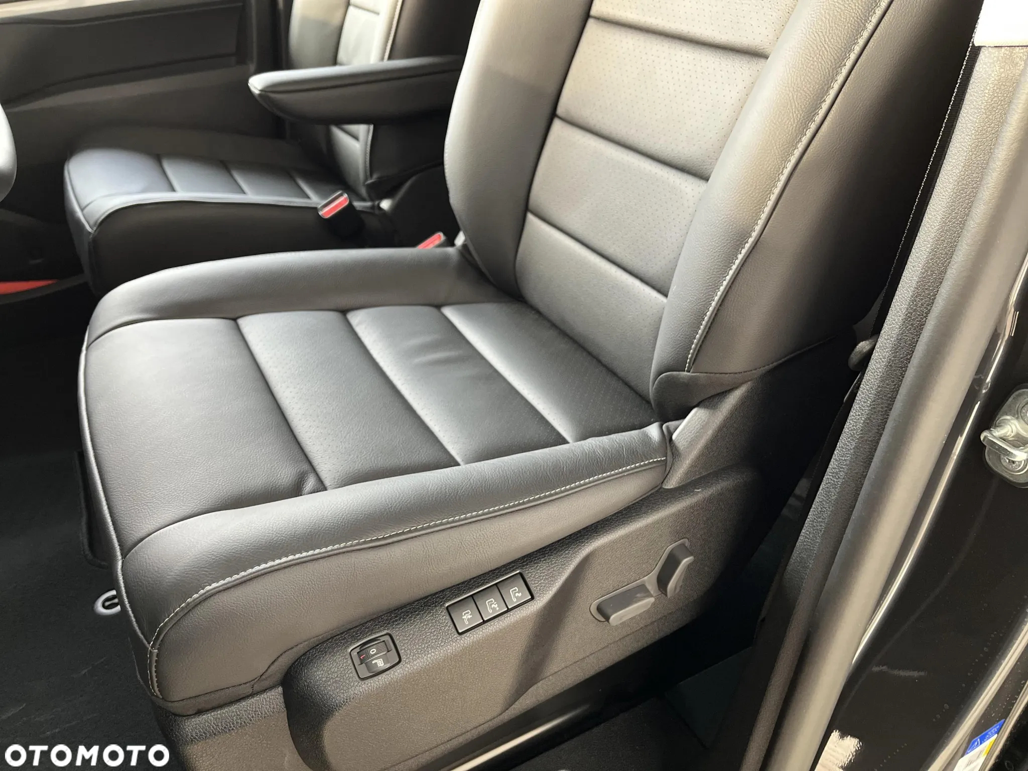 Toyota ProAce - 11