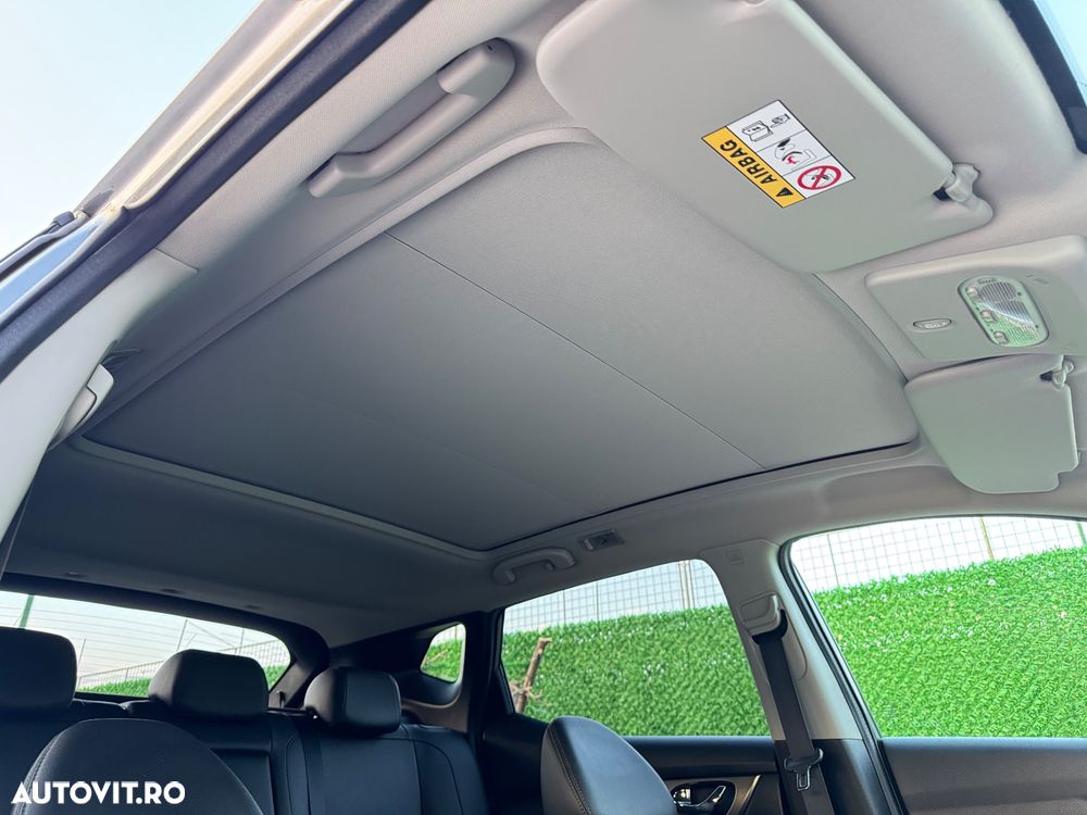 Nissan Qashqai 1.6 DCI Xtronic TEKNA+ - 14