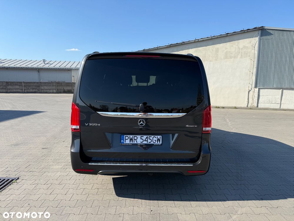 Mercedes-Benz Klasa V 300 d 4-Matic Exclusive 9G-Tronic (d³ugi) - 5