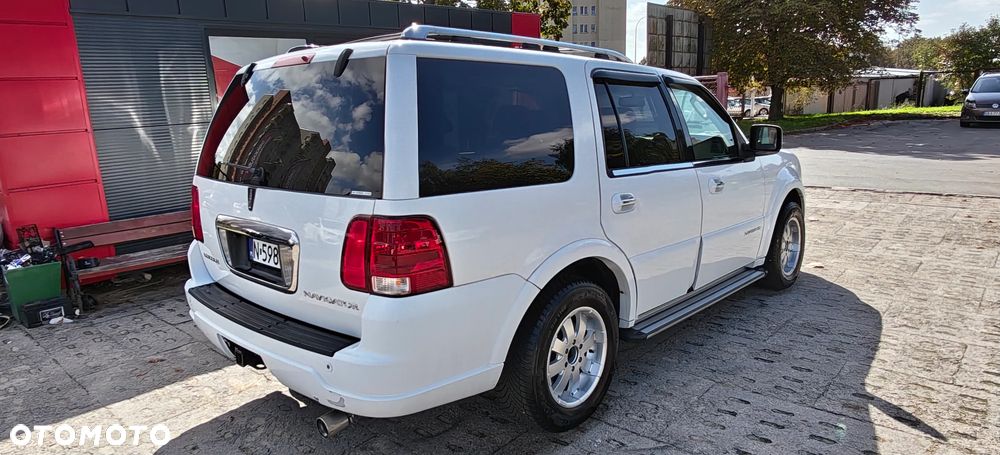 Lincoln Navigator 5.4 4WD - 16
