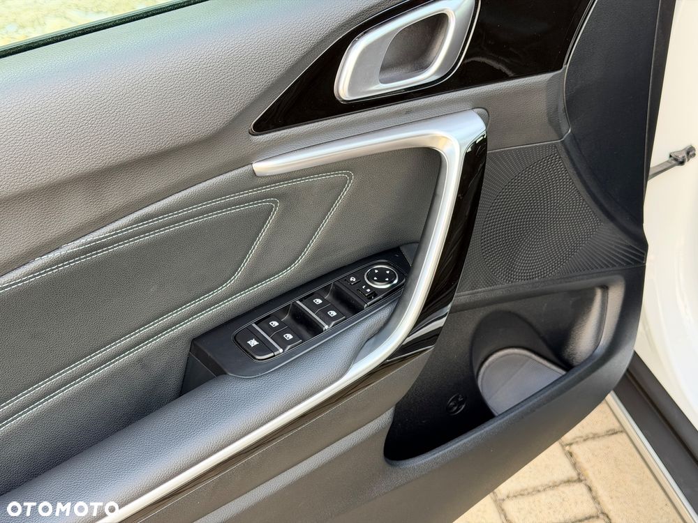 Kia XCeed 1.6 T-GDI Tribute DCT - 18