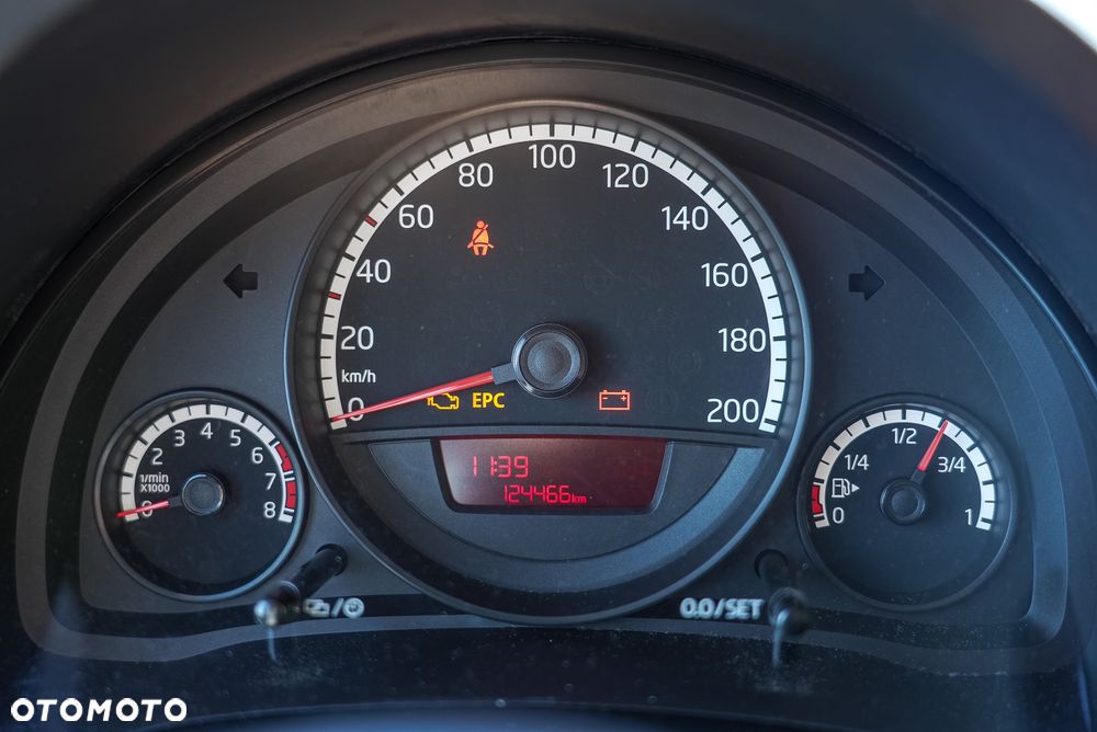 Volkswagen up! 1.0 move - 8