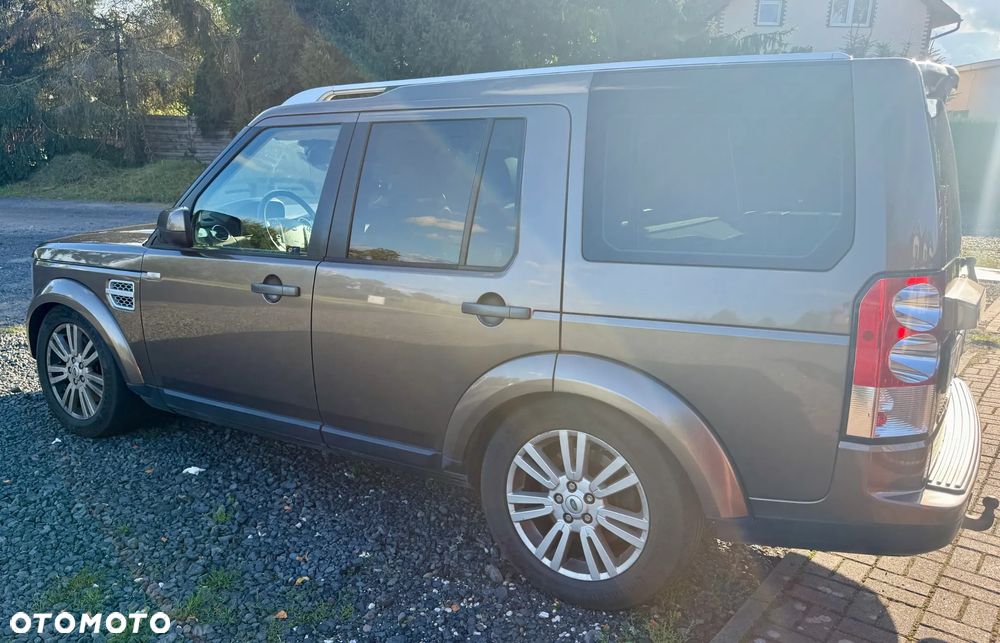 Land Rover Discovery 3.0D V6 HSE - 8