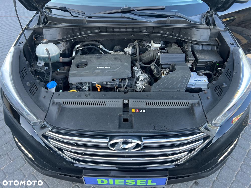 Hyundai Tucson blue 1.7 CRDi 2WD Style - 11
