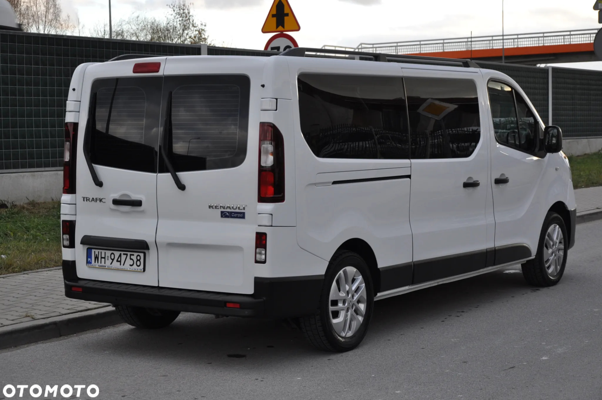 Renault Trafic - 15