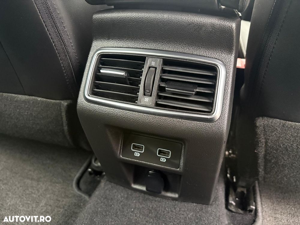 Renault Megane Blue dCi 116 Intens - 9