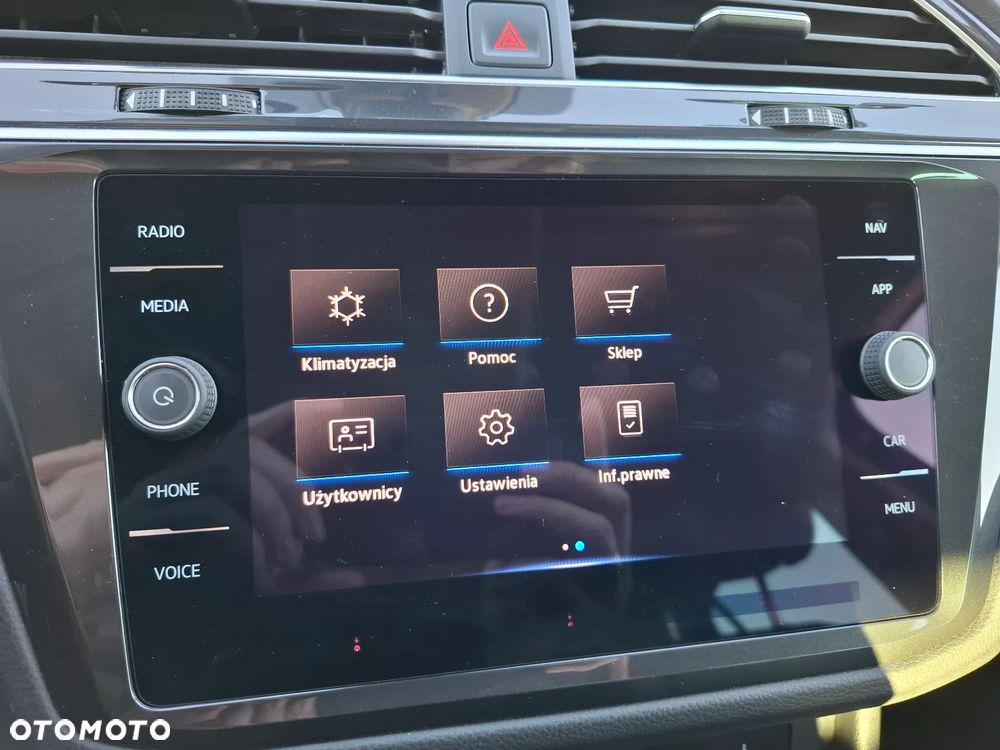 Volkswagen Tiguan 2.0 TDI SCR Life - 28