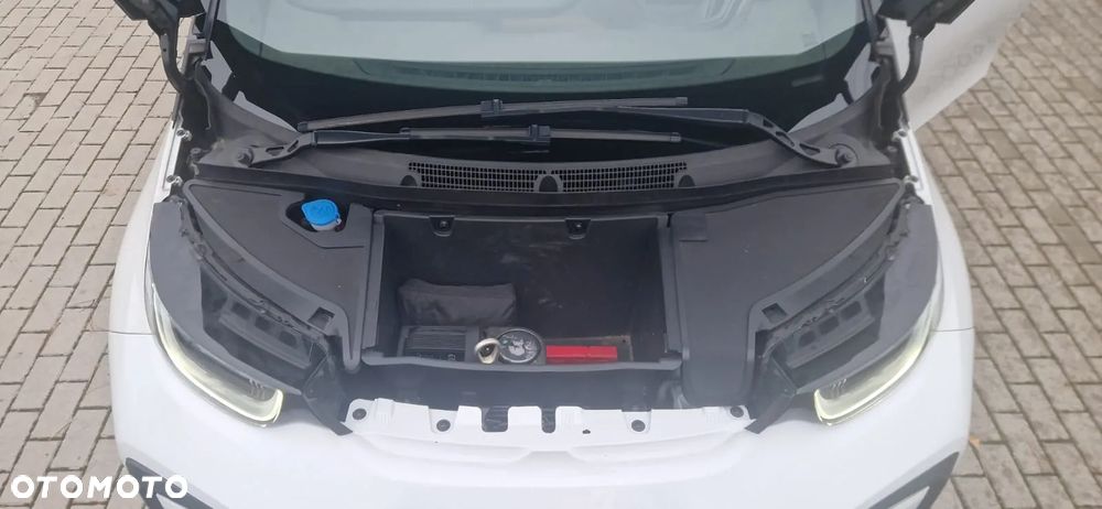 BMW i3 120 Ah - 18