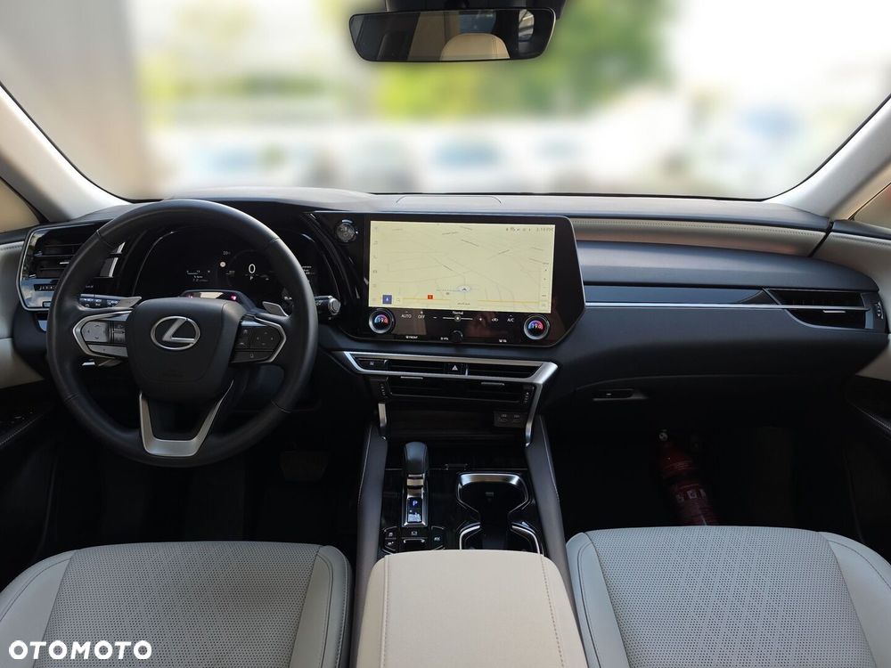 Lexus RX - 11