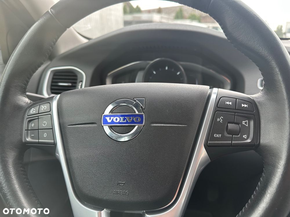 Volvo V60 D3 Drive-E Summum - 19