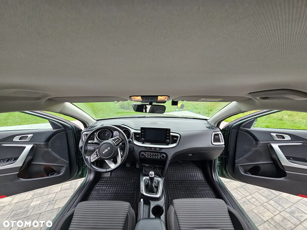 Kia Ceed 1.5 T-GDI M - 8