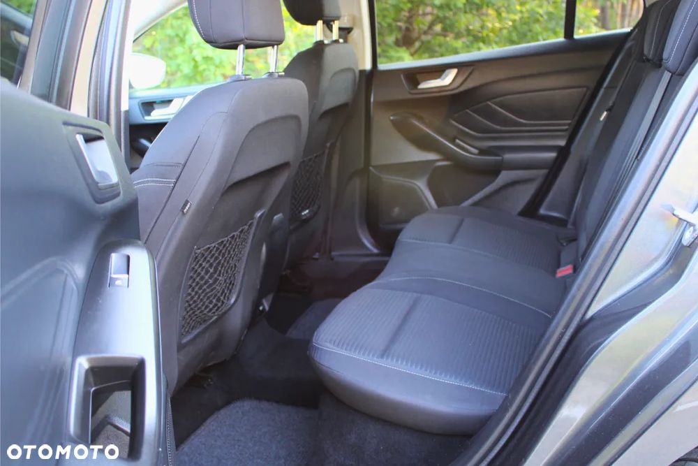 Ford Focus 1.5 EcoBlue Titanium - 16