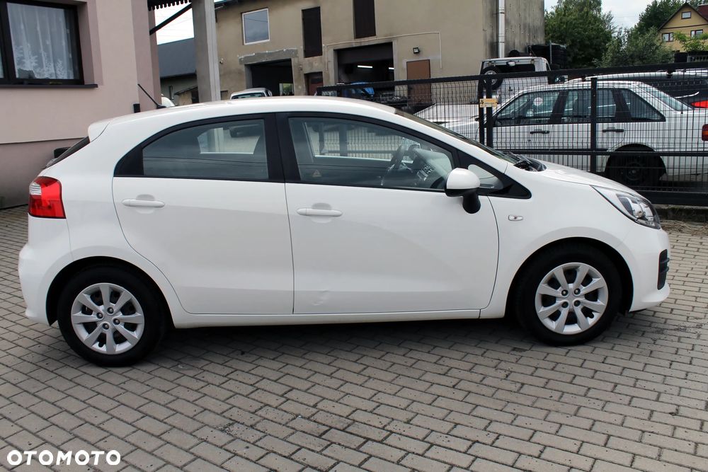 Kia Rio 1.2 ISG Dream Team Edition - 6