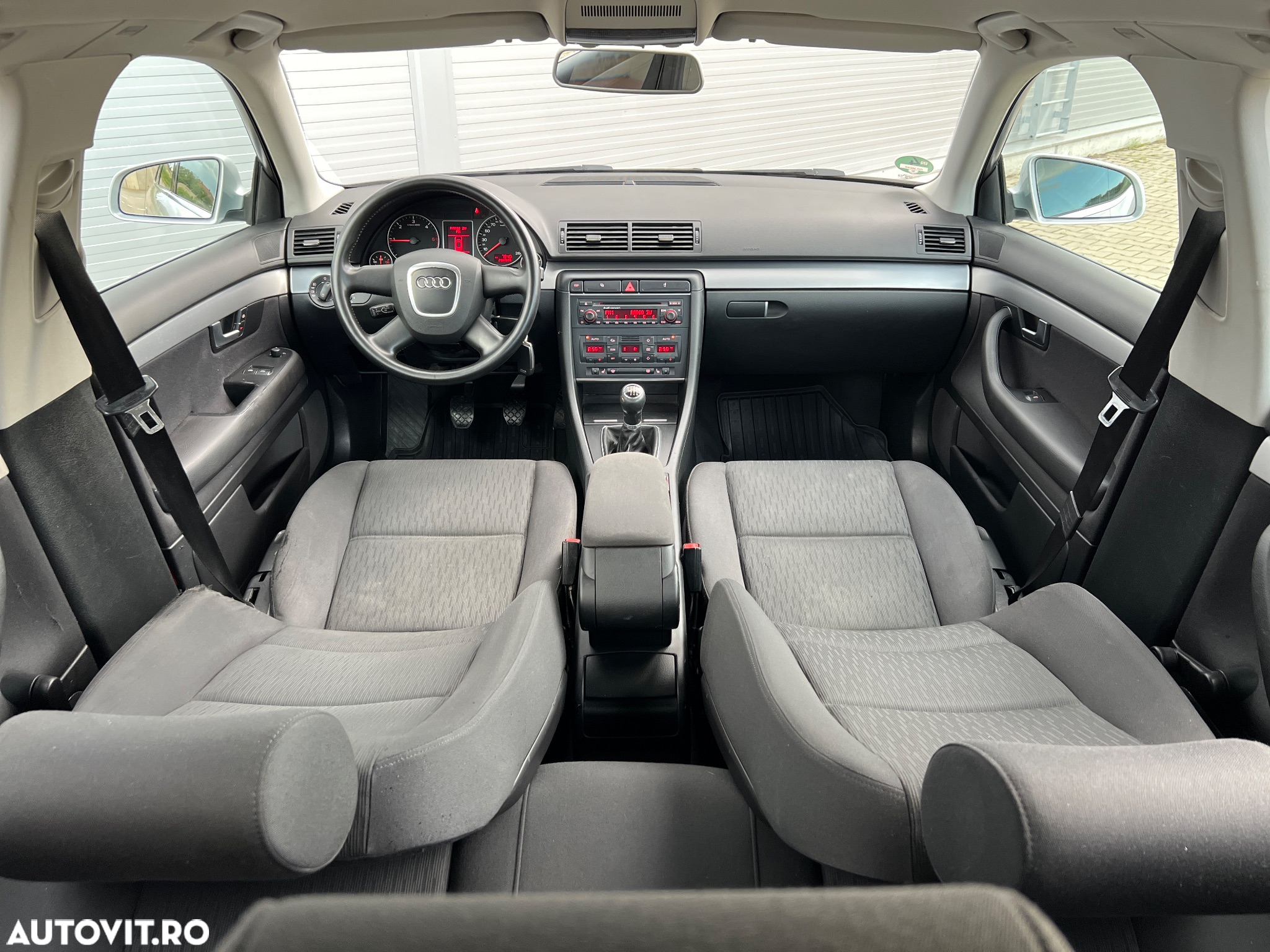 Audi A4 Avant 2.0 TDI - 8