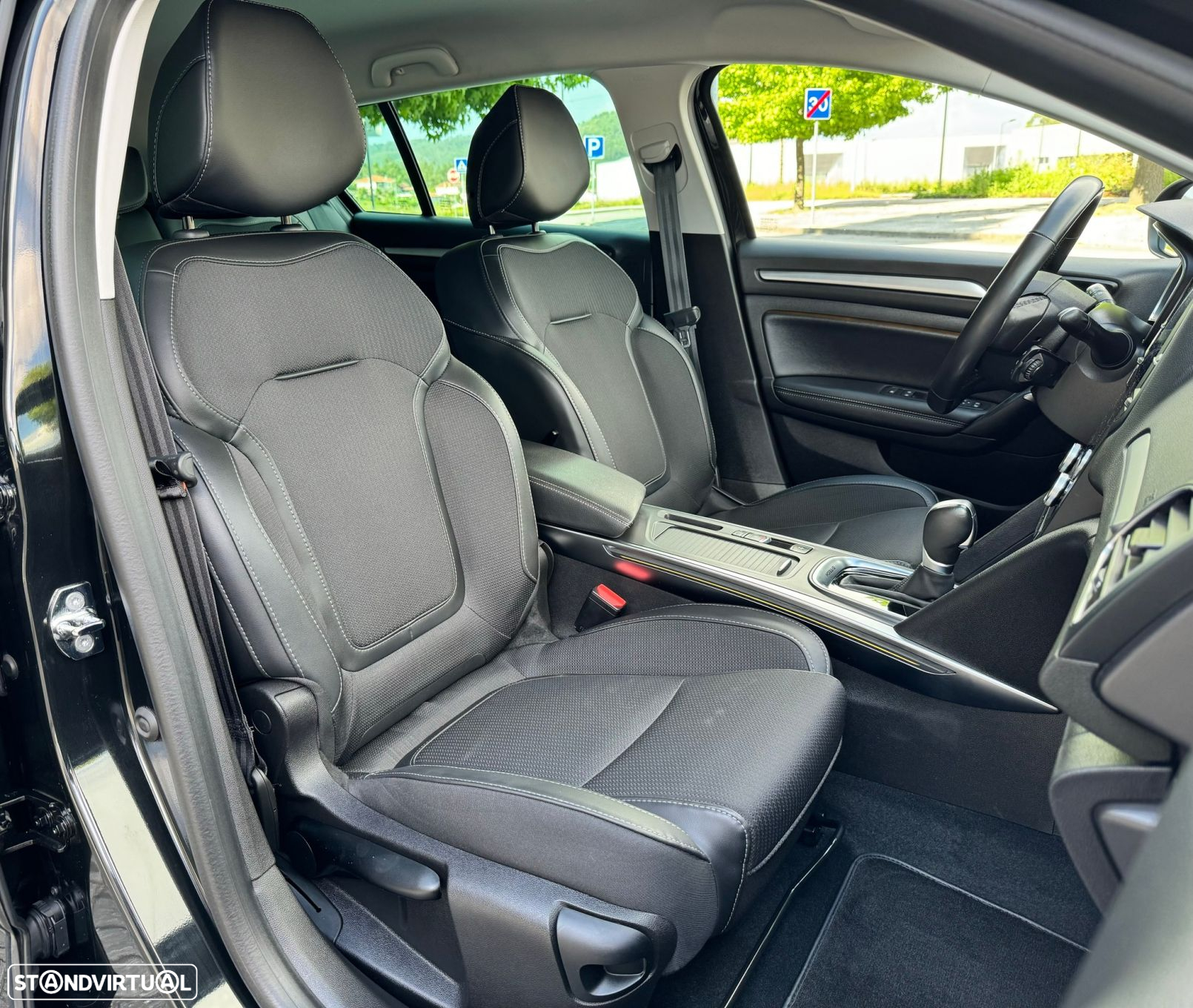 Renault Mégane Sport Tourer 1.6 E-Tech Plug-In Intens - 29