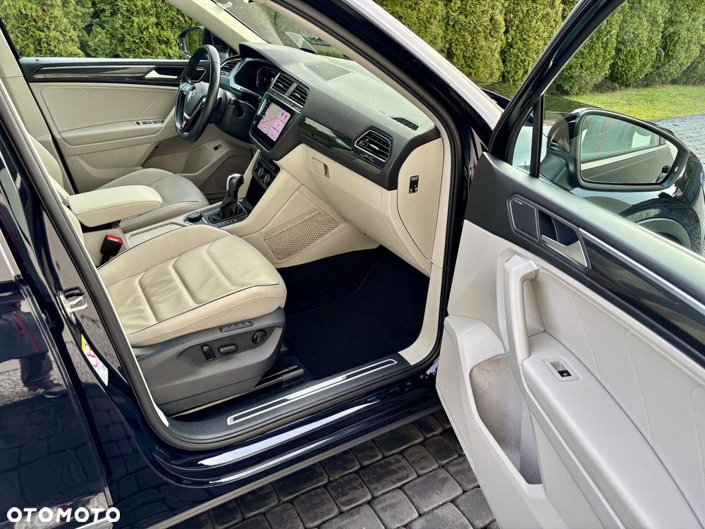 Volkswagen Tiguan Allspace 2.0 TDI 4Mot R-Line DSG - 16
