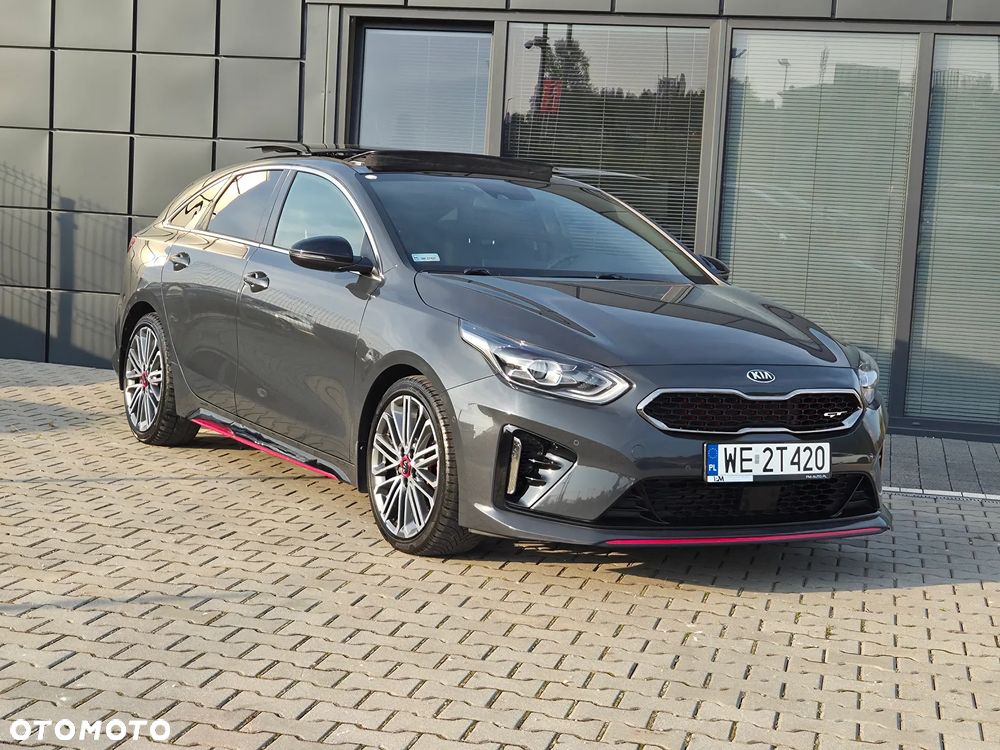 Kia Procee'd
