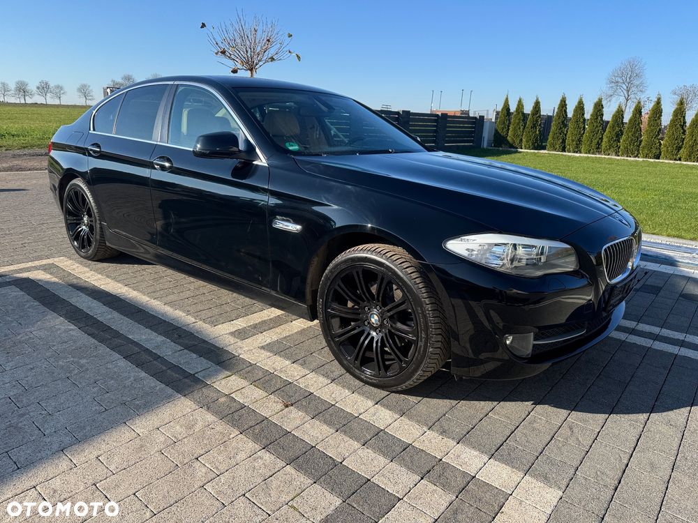 BMW Seria 5 520d Luxury Line - 10