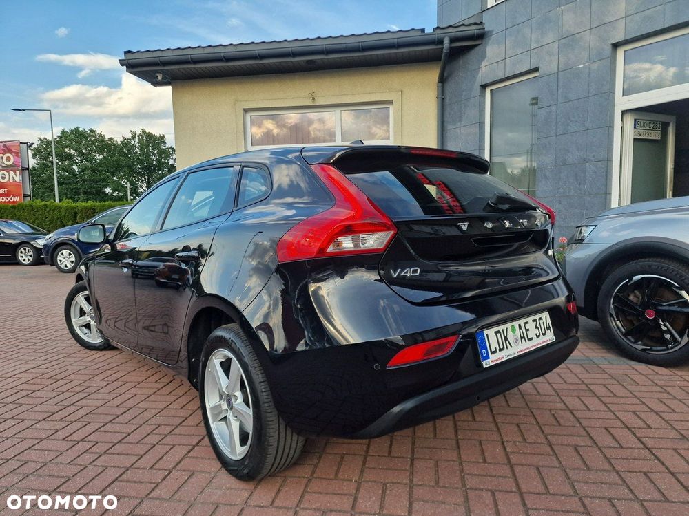 Volvo V40 D2 You - 8