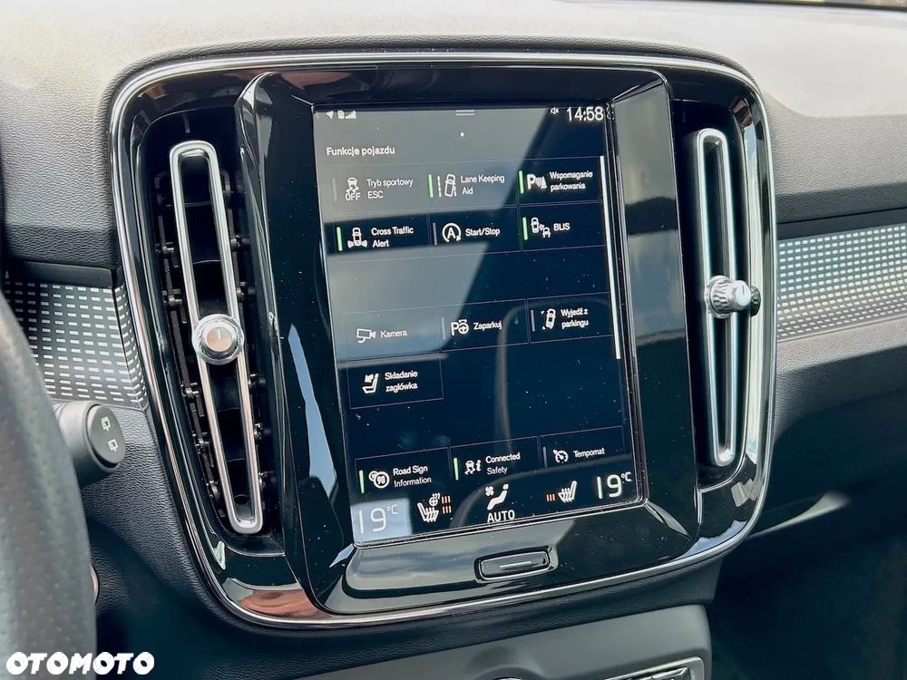 Volvo XC 40 T5 AWD R-Design - 16
