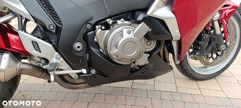 Honda VFR - 26