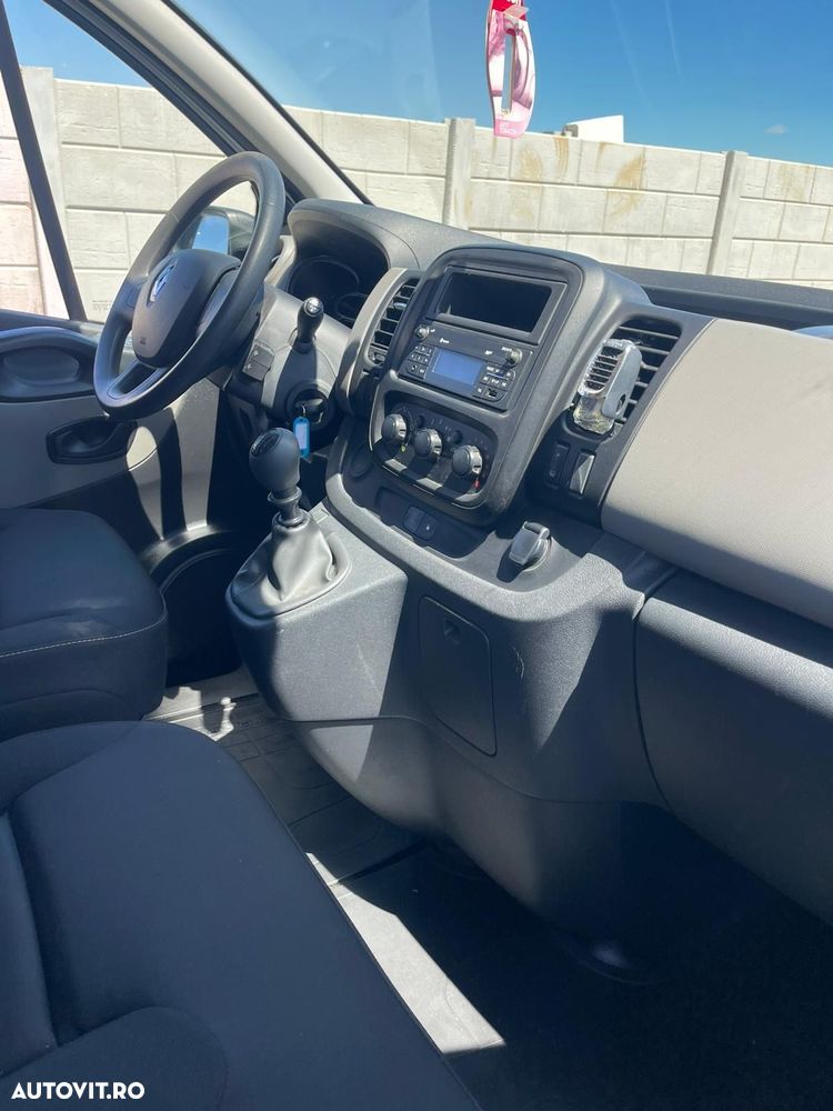Renault Trafic - 6