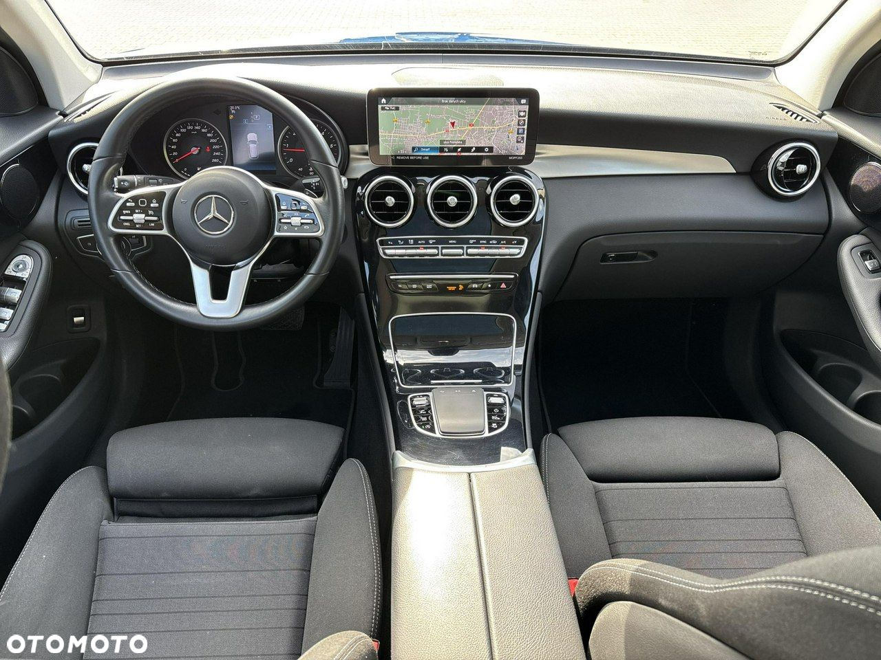 Mercedes-Benz GLC - 14