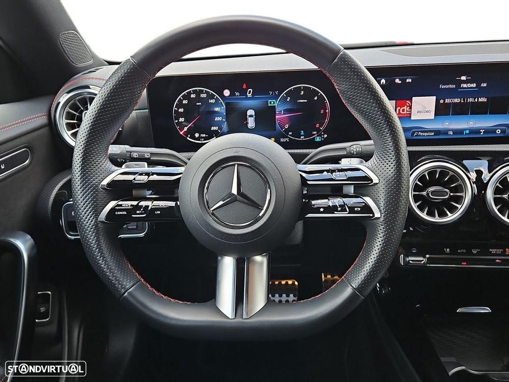 Mercedes-Benz CLA 180 d Shooting Brake AMG Line Aut. - 14