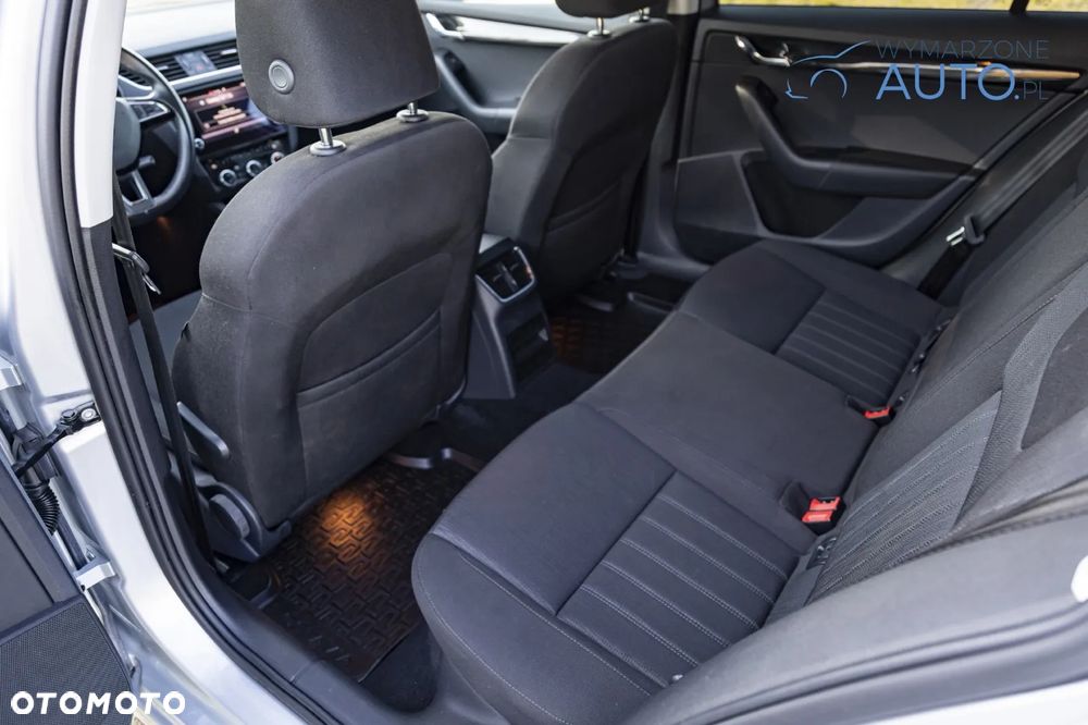 Skoda Octavia 2.0 TDI Style DSG - 7