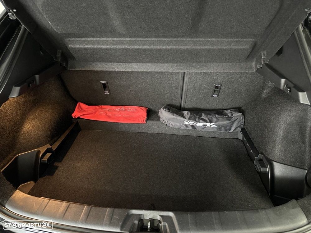 Nissan Qashqai 1.3 DIG-T N-Connecta J18 - 25