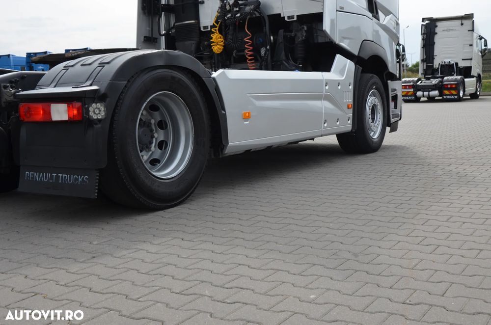 Renault T 480 CONFORT / 2017r / XENON / LED / ACC / SKÓRY / DE / 9620 - 14