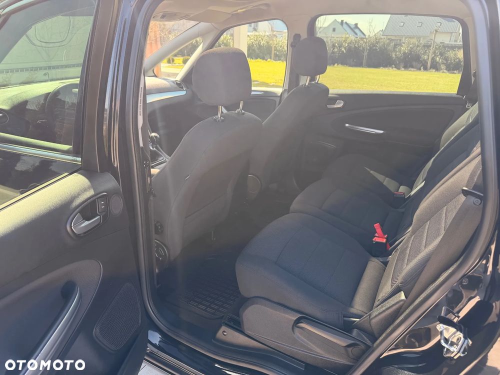 Ford S-Max 2.0 TDCi DPF Titanium - 17