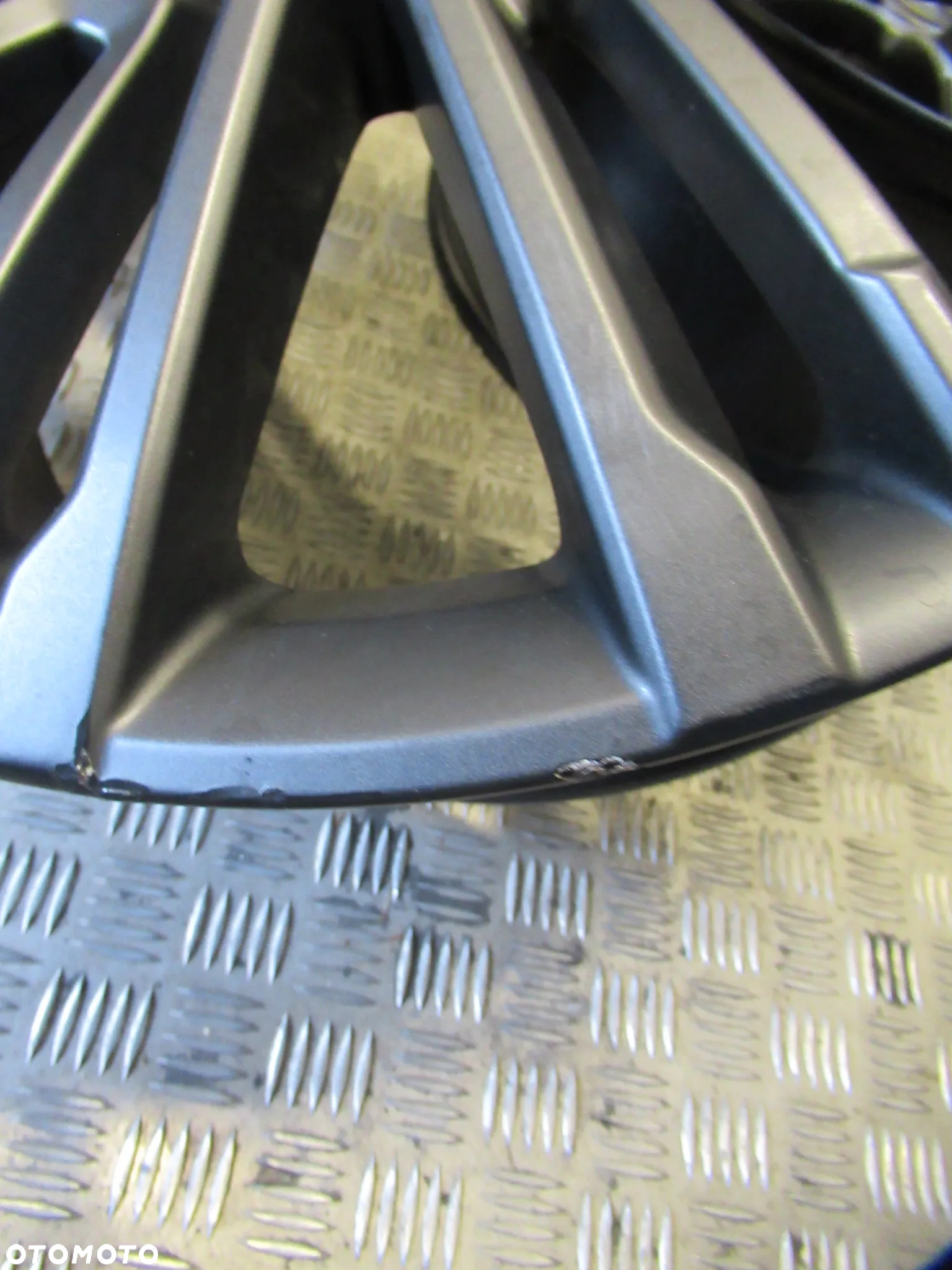 Felgi Audi A4 B9 A5 A6 S-Line 8,5Jx19 et40 5x112 - 7